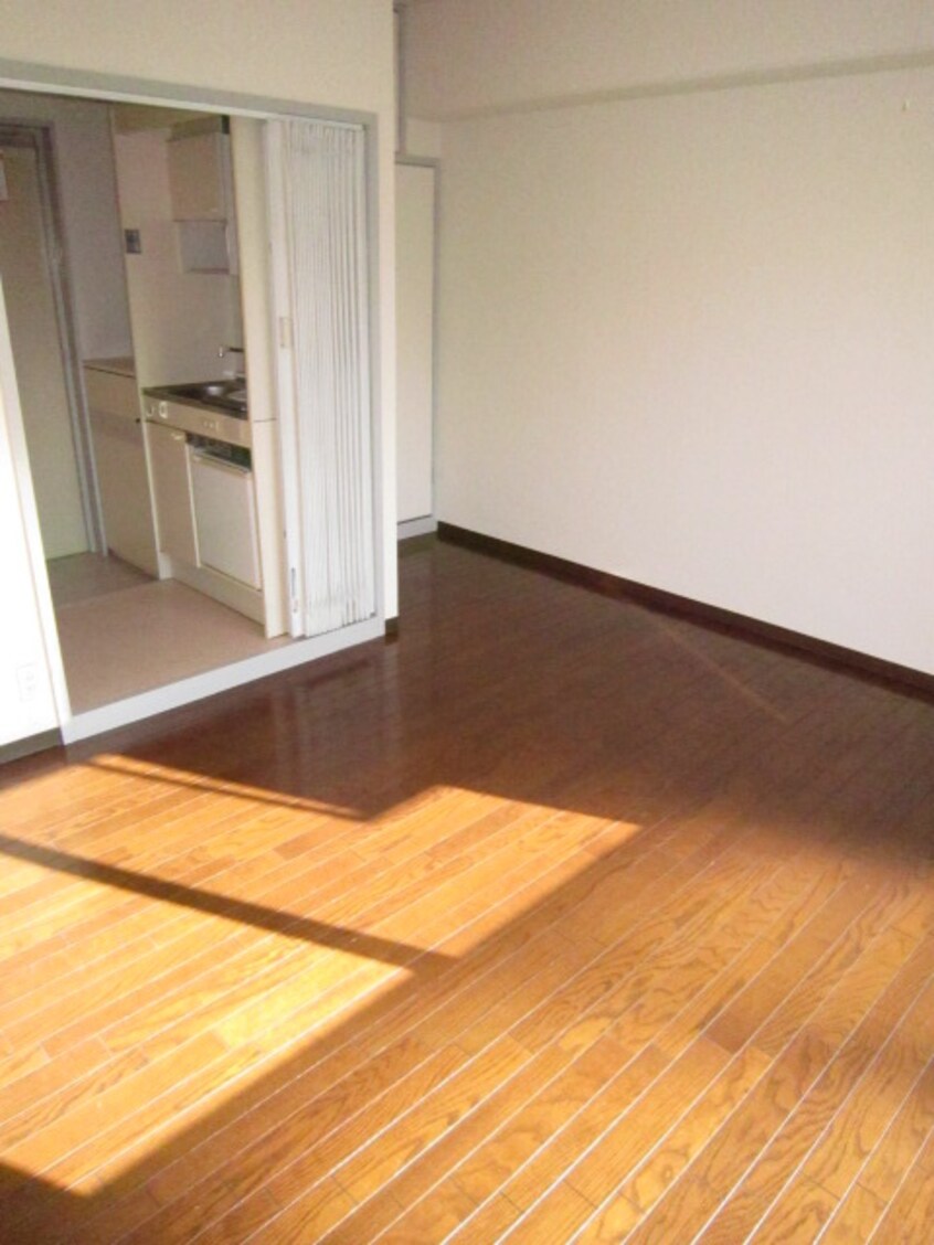 居室 ハイツしらゆり