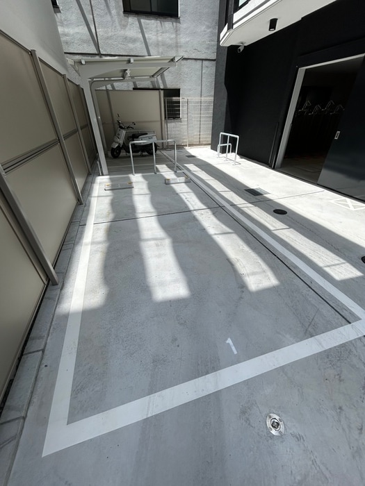 駐車場 ﾗｲﾌﾌｨｰﾙﾄﾞなにわ本町RUELLE