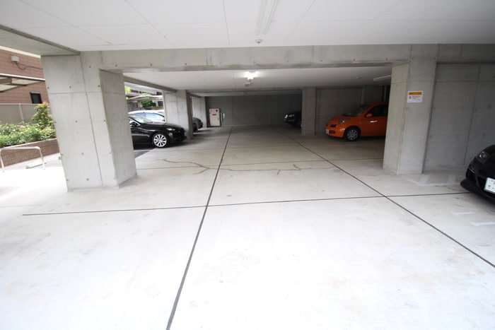 駐車場 ルミネソレイユ江坂