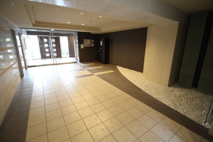 エントランス部分 ルミネソレイユ江坂