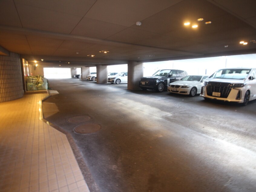 駐車場 芦屋ﾛｲﾔﾙﾎｰﾑｽﾞ