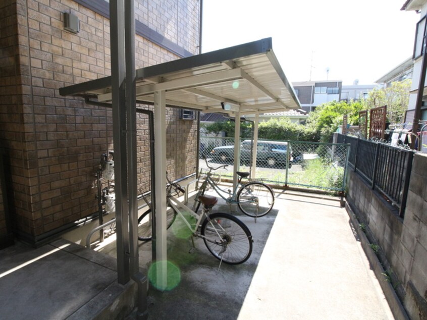 駐輪場 ハイツ大蔵