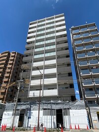 ﾜｰﾙﾄﾞｱｲ大阪ﾄﾞｰﾑｼﾃｨ(203)