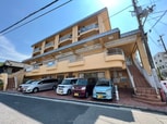 ラムール山の街