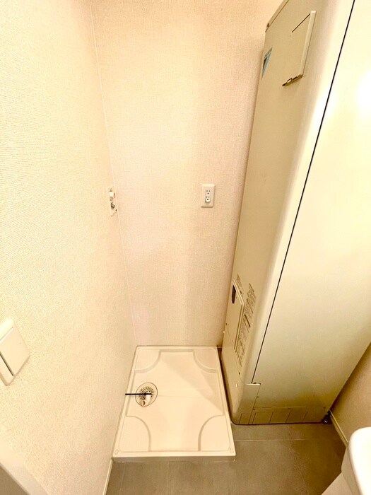 洗濯機置場 サンセッテ21