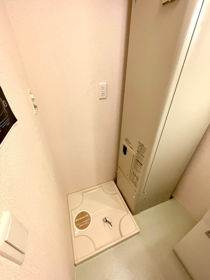 洗濯機置場 サンセッテ21