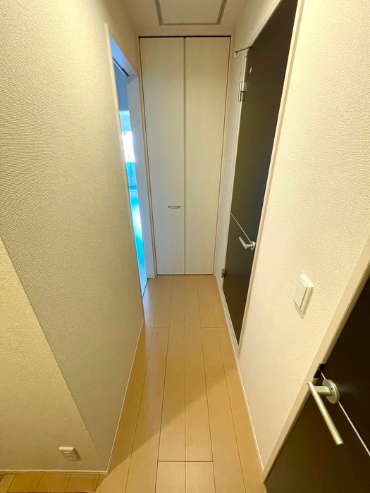 廊下 サンセッテ21