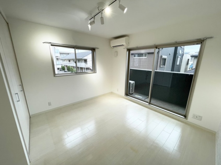 居室 Nプラスaya