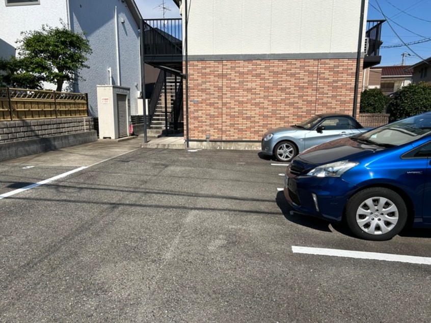駐車場 ブリリアントエトワ－ル宝塚