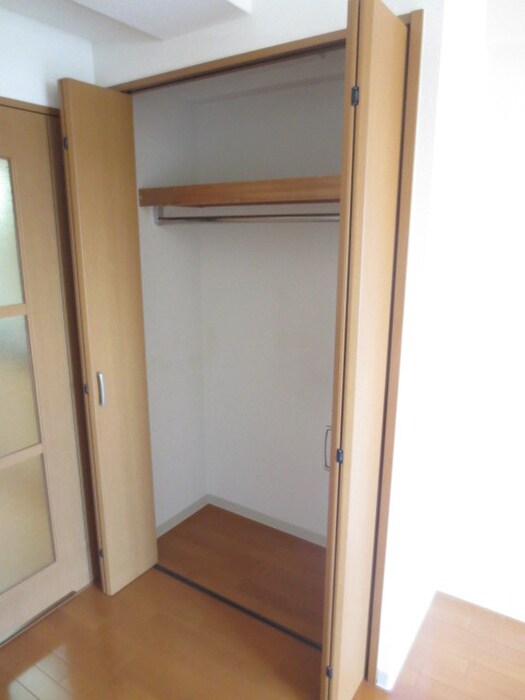 収納 ロジェ今福鶴見