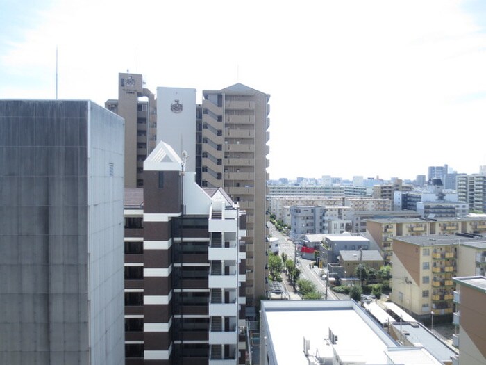 室内からの展望 ロジェ今福鶴見