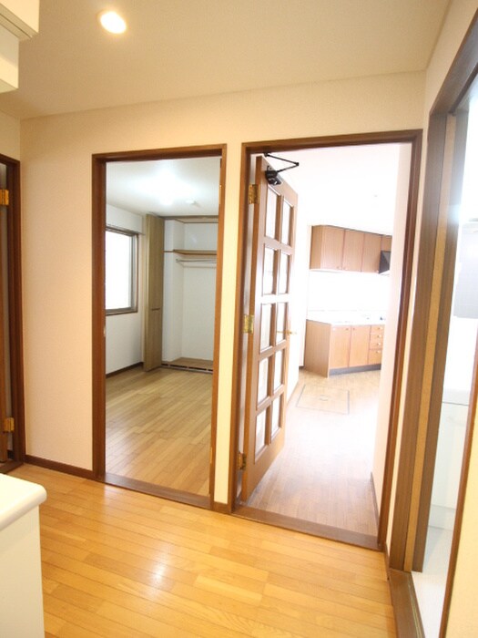 廊下 エスタ雲雀丘