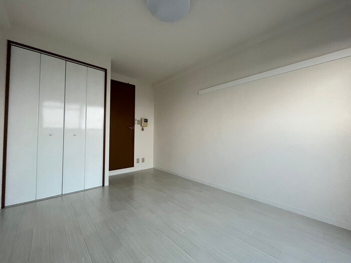 居室 アバンティー片山