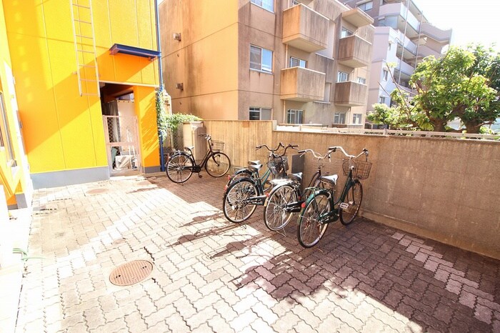 駐輪場 キャロル南桜塚