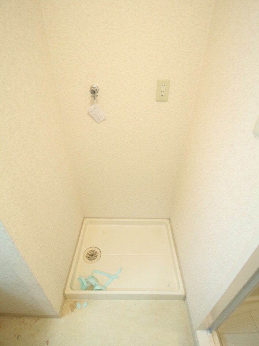 洗濯機置場 モン・ピエース