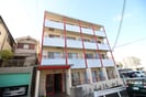 ﾓﾝﾃﾒｰﾙ学園前の外観