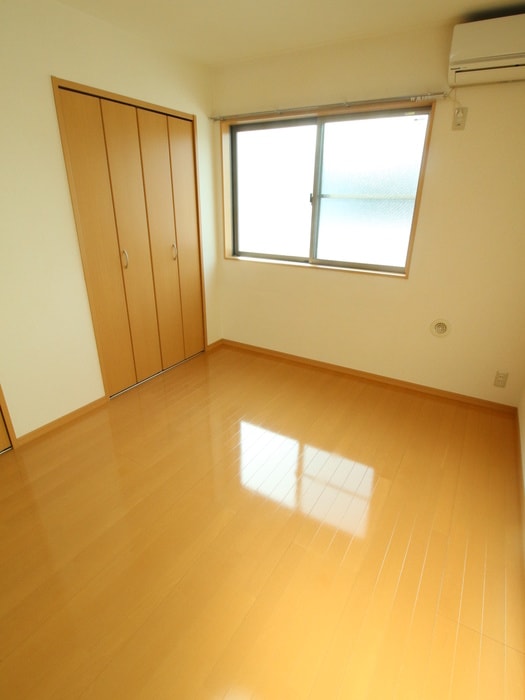 居室 アムールLuster