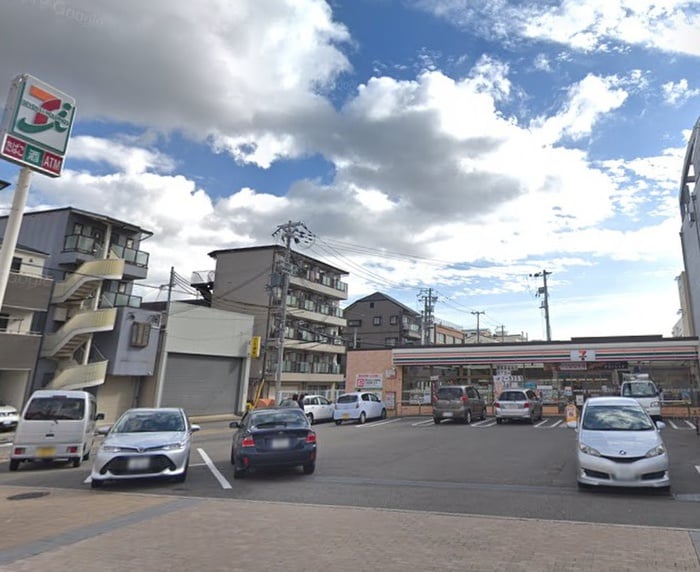 セブン-イレブン 神戸細田町４丁目店(コンビニ)まで210m ワコーレヴィータ川西通