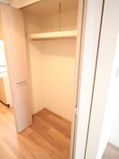 収納 ﾌﾟﾚｻﾝｽ新大阪ｻﾞ･ﾃﾞｲｽﾞ(1001)