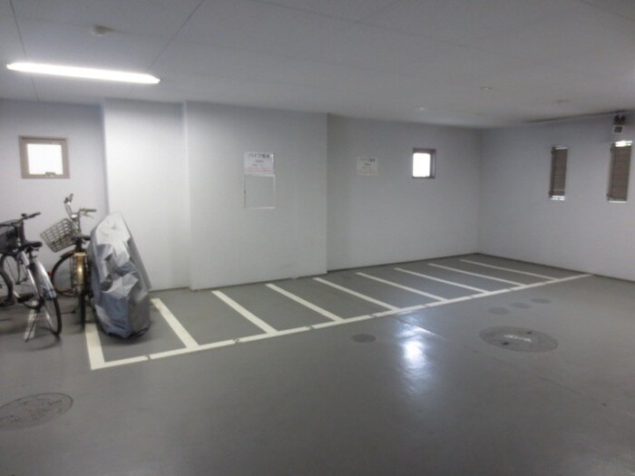駐輪場 セイワパレス京橋コルティ－レ