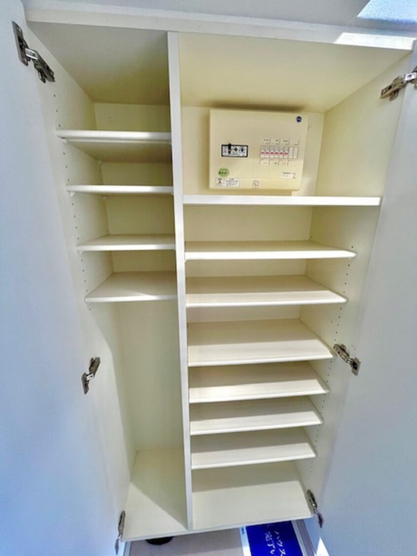 靴箱 セイワパレス京橋コルティ－レ