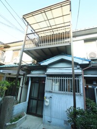 月出町テラスハウス