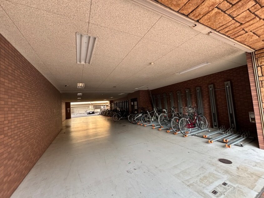 駐輪場 Choei65 プレジオ中津