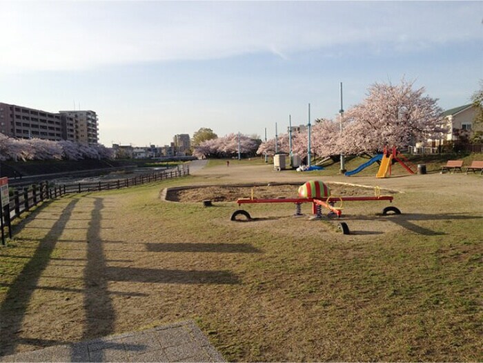 芥川桜堤公園(公園)まで150m ＰＡＲＴＩＲ