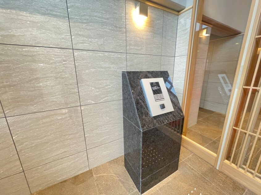 エントランス部分 ベラジオ雅び烏丸十条Ⅱ(810)