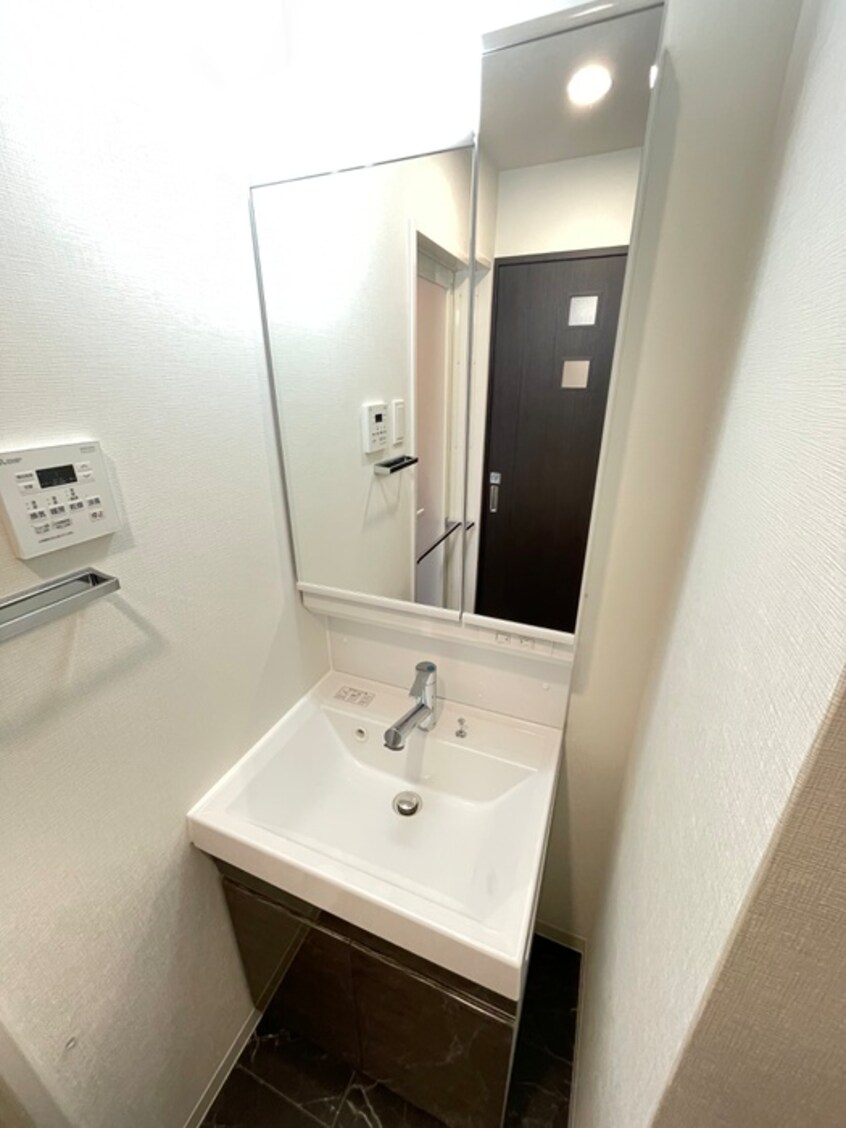 洗面 ベラジオ雅び烏丸十条Ⅱ(810)