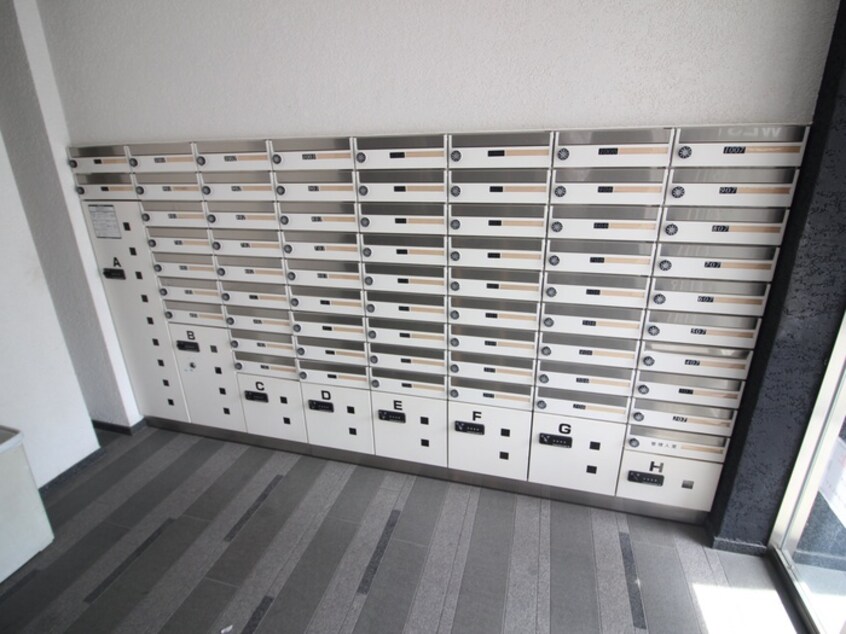 建物設備 ｴｽｶｰｻ大阪ＷＥＳＴ(702)