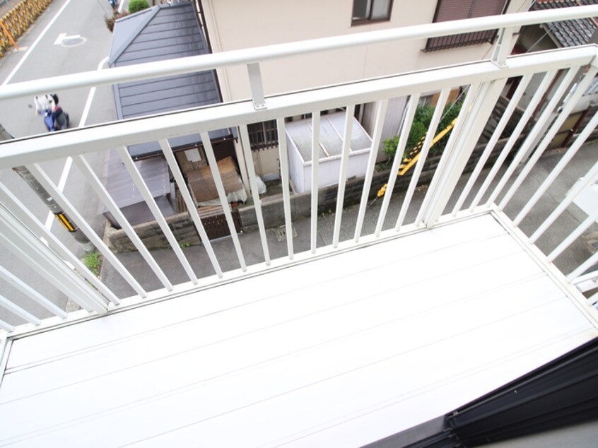 ベランダ・バルコニー ｶﾙﾁｪﾗﾀﾝｲｼﾊﾞｼ