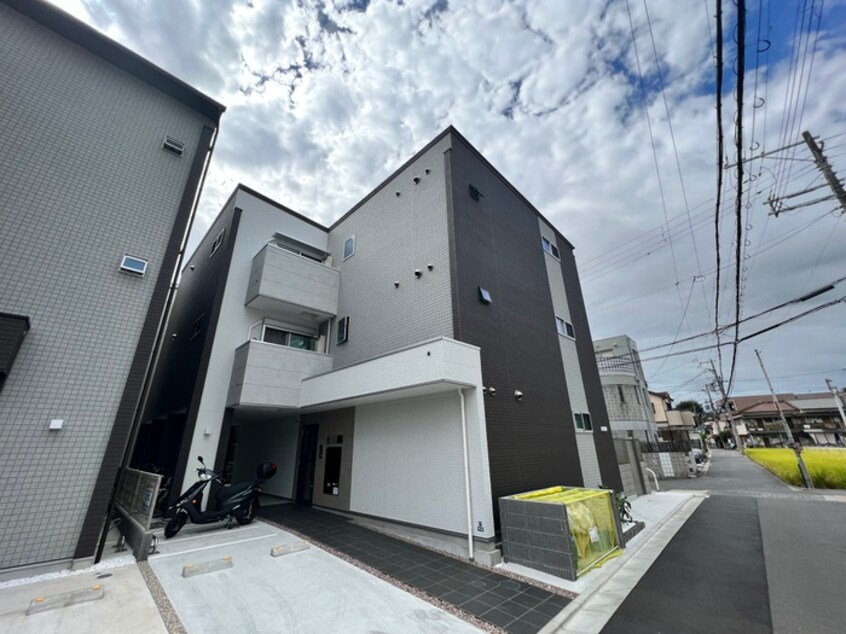 外観写真 ワコーレヴィータ江坂ＷＥＳＴ