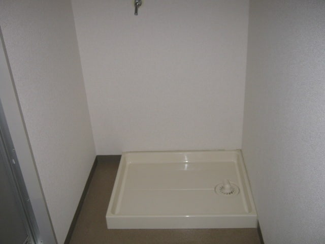 洗濯機置場 ｶﾙﾁｪﾗﾀﾝｲｼﾊﾞｼ２