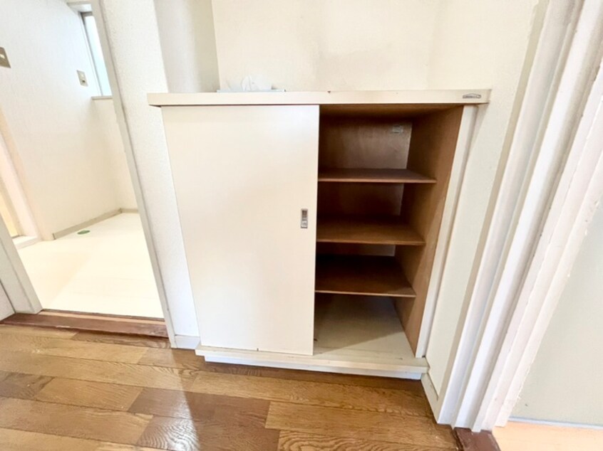 靴箱 ハイムオークラ