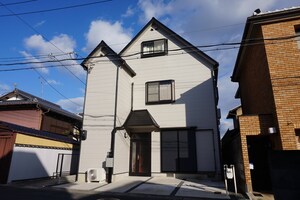 鳴滝一軒家