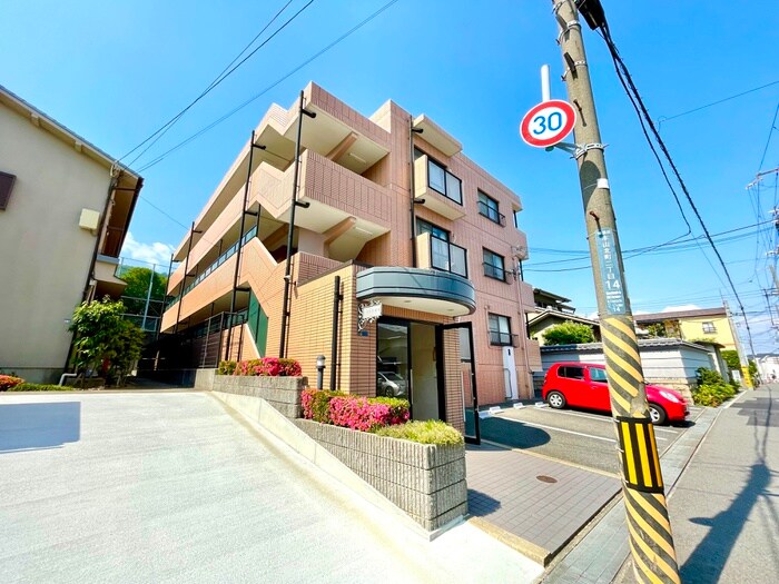 外観写真 ハイネス岡本