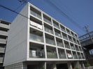 エントラ－ル石屋川の外観