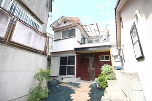 長興寺南3丁目貸家