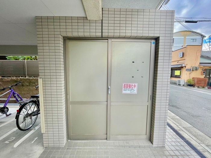 建物設備 カ－ザ大倉