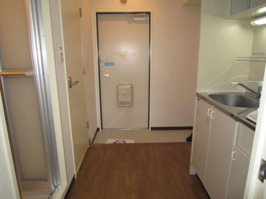 居室 アンシャンテ