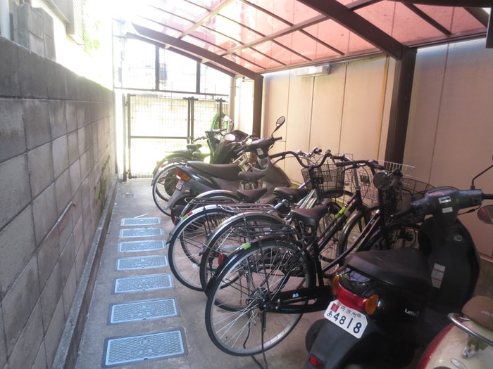 駐輪場 ロジュマン東武庫川