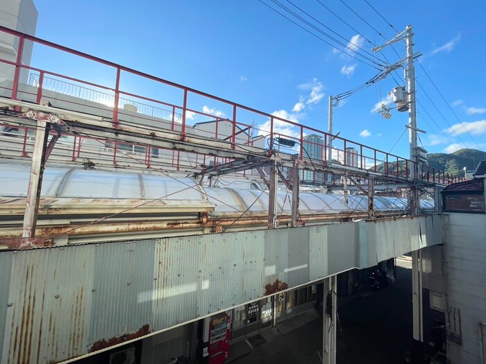 室内からの展望 神戸国香通Futur