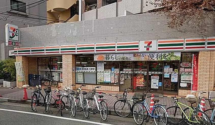 セブンイレブン(コンビニ)まで450m 神戸国香通Futur