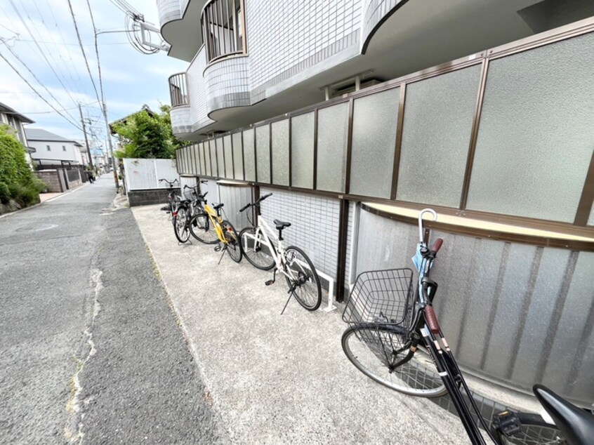 駐輪場 シャトレ豊津Ⅱ