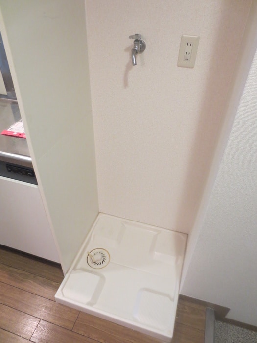 洗濯機置場 コモド嵯峨