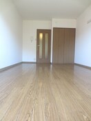 居室 コモド嵯峨