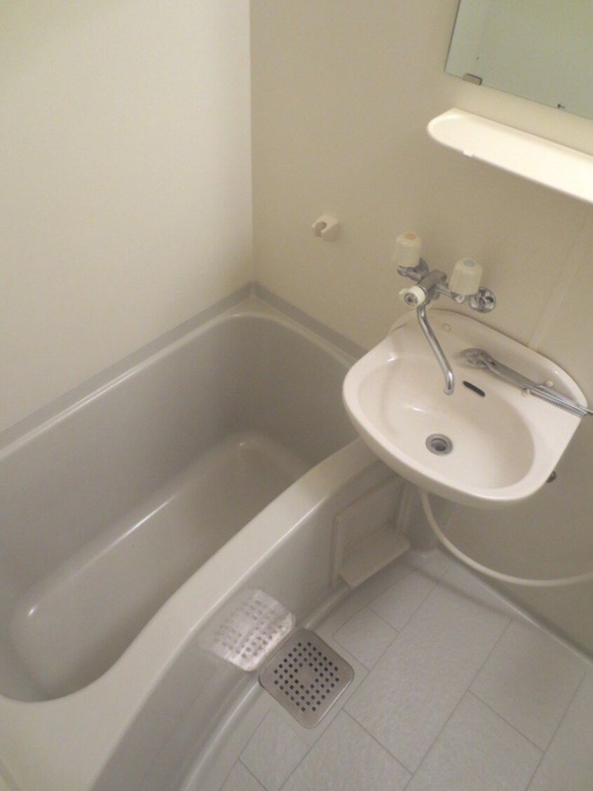 バス／シャワールーム等 コモド嵯峨