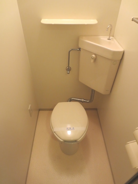 トイレ コモド嵯峨