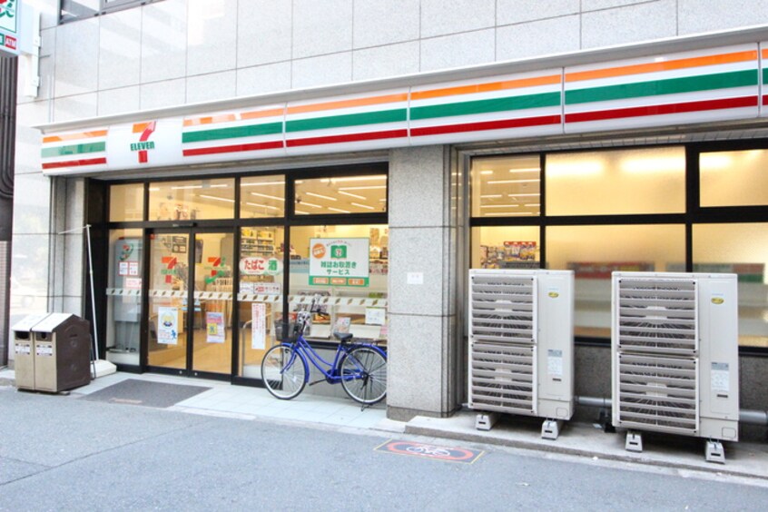 セブン-イレブン大阪内本町２丁目店(コンビニ)まで175m ヴィラタワー谷町